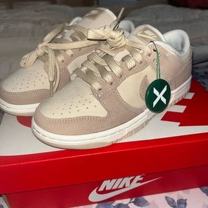 Nike Dunk SE Sandrift